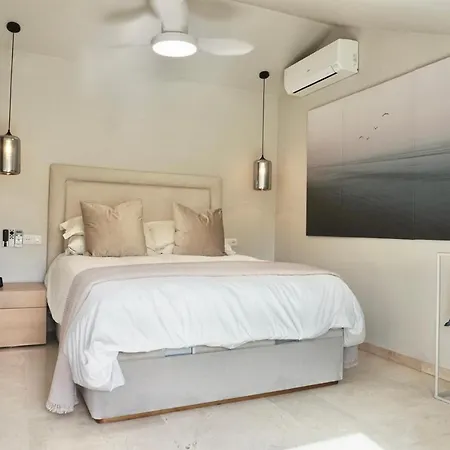 Appartement Atico Boutique Romantico En Corazon De Roomattic Marbellac