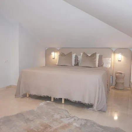 Atico Boutique Romantico En Corazon De Roomattic *